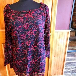 Fancy dress blouse, 45% nylon 55% polyester 100% polyester red asterlace.SZ XL